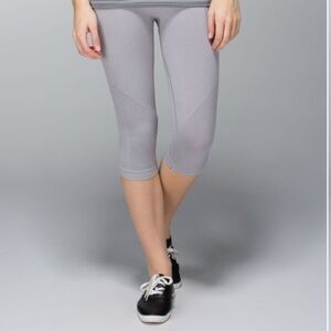 Lululemon In the Flow Crop II Heathered Gray Size 8